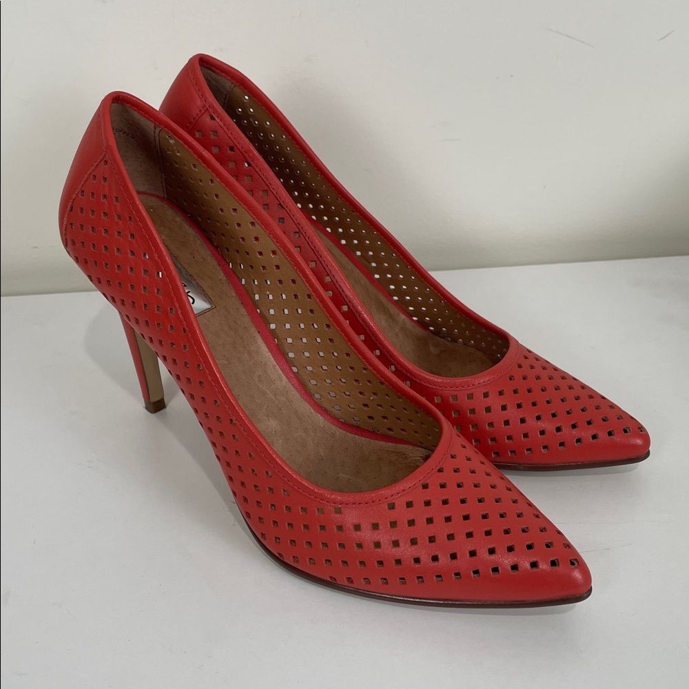 Halogen Burnt Orange Red Perforated Heels Womenโs 8 Leather Pointed Toe Stiletto